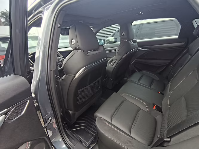 AUTOS REPOSEIDOS
