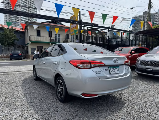 Toyota Yaris 2022 - Imagen 7