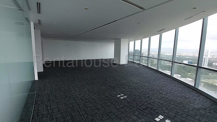 Oficina de Lujo de 292m2 en Alquiler en Costa del Este 27PPM1105