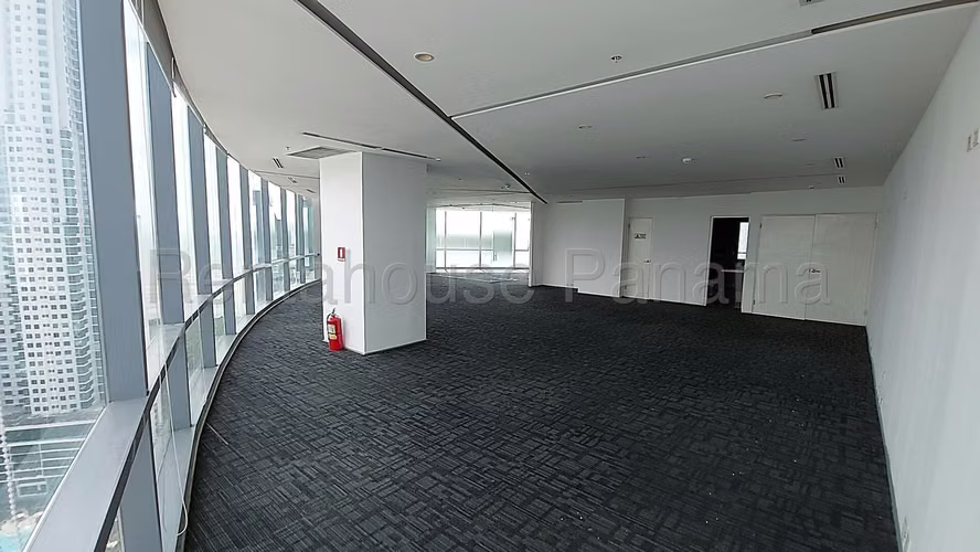 Oficina de Lujo de 292m2 en Alquiler en Costa del Este 27PPM1105