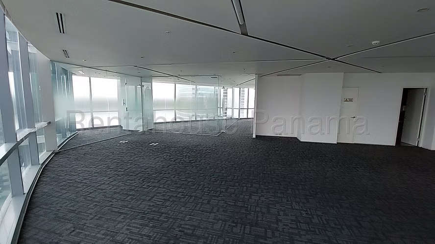 Oficina de Lujo de 292m2 en Alquiler en Costa del Este 27PPM1105