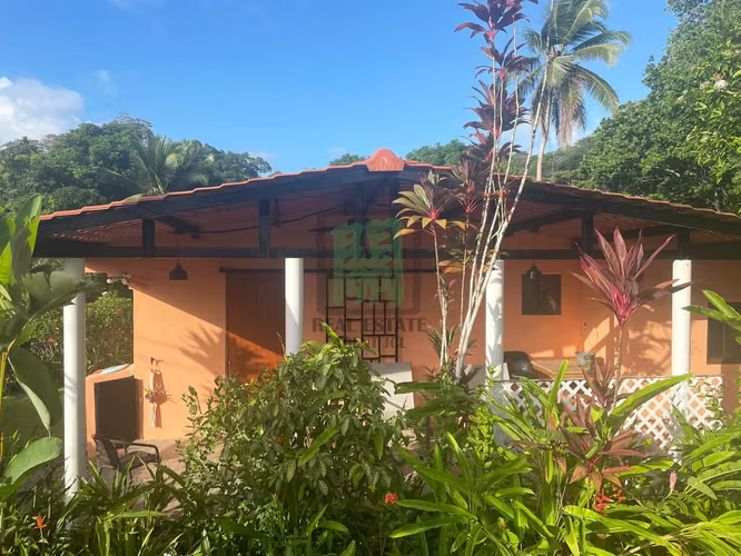SE VENDE CASA CON VISTA AL MAR EN PUERTO LINDO, PORTOBELO, COLÓN - Imagen 5