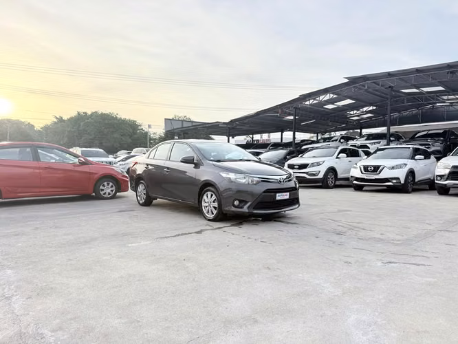 Toyota Yaris 2014 - Imagen 2