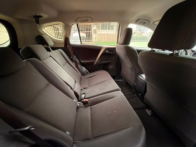 TOYOTA RAV-4 2017 - Imagen 11