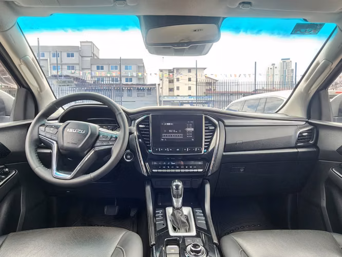 Isuzu Mux 2023 - Imagen 12