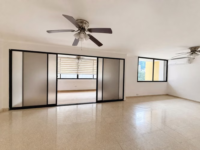 Alquiler de Apartamento en Obarrio, PH Mónaco, 178m²