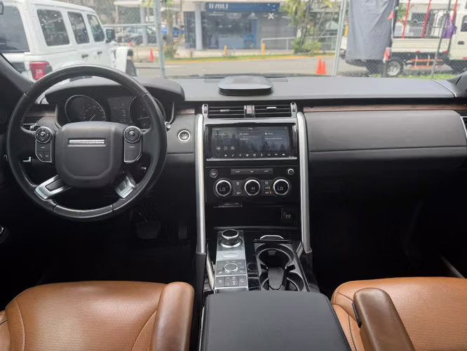 Land Rover Discovery 2017 - Imagen 6