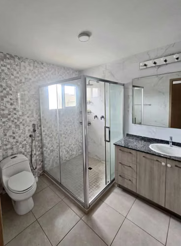 Casa Amueblada en Alquiler en Residencial Privado en Brisas del Golf - Imagen 17