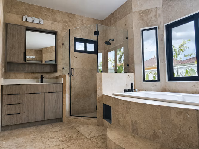 Casa remodelada con piscina en Sunset Coast, Costa Sur | 340 m² | US$3,750 - Imagen 12