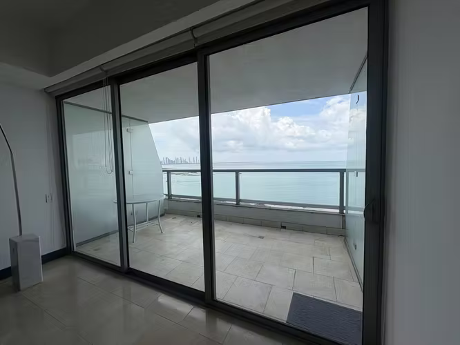 En Alquiler - Bay Loft PH TOC Amoblado