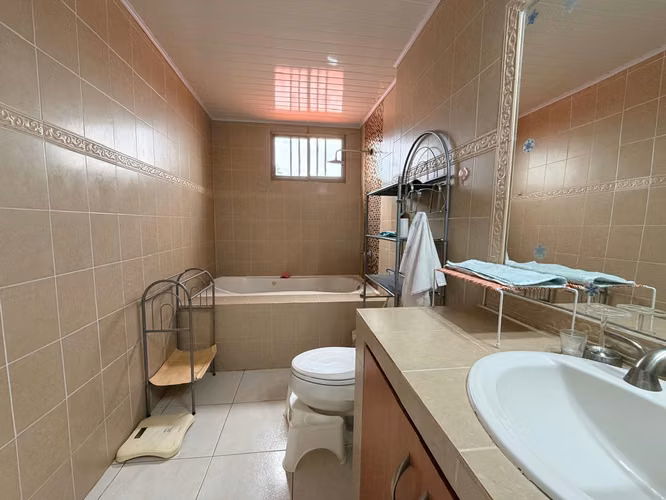 Casa en Alquiler con Piscina | Villa Lucre - Imagen 13