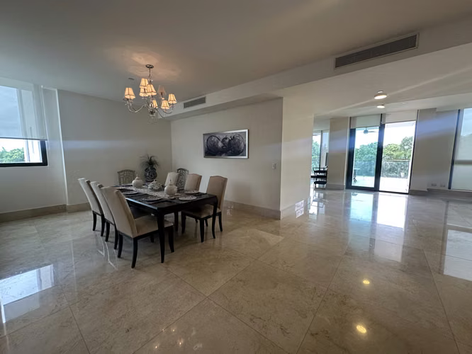 VALERY POINT 3RC- LINEA BLANCA $5,500- Santa Maria