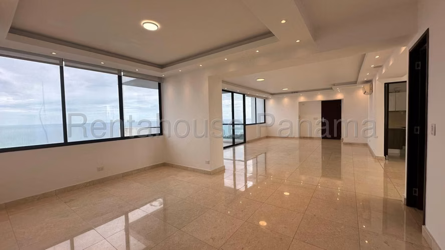 Apartamento en Venta en Coco del Mar 26LDC3816 - Imagen 5