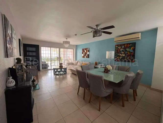 268626. Se vende casa amoblada, 4 recámaras, 4.5 baños, den, 300m - Imagen 3