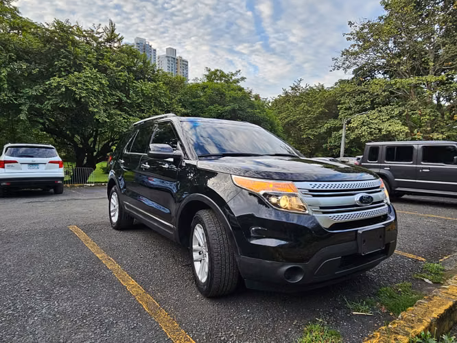 Ford Explorer 2013 – 97,000 km – 7 pasajeros - Imagen 11