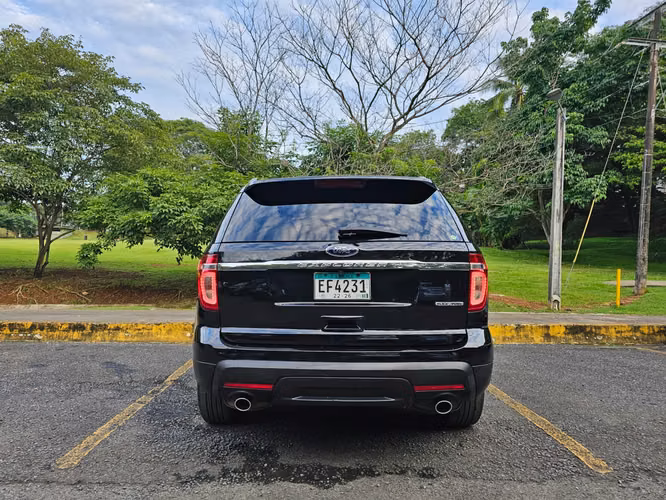 Ford Explorer 2013 – 97,000 km – 7 pasajeros - Imagen 5