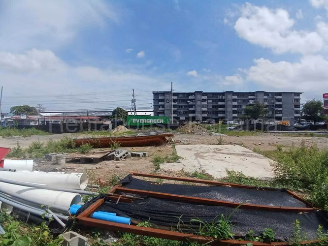 ALQUILER DE TERRENO EN JUAN DIAZ  - AVENIDA JOSE AGUSTIN ARANGO LOTE A2