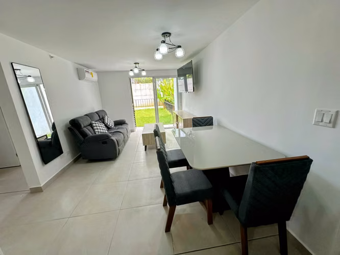 ALQUILER DE APARTAMENTO AMOBLADO CERCA A COSTA DEL ESTE CON PATIO - Imagen 2
