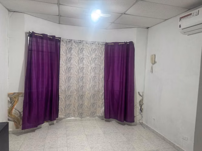 Se Alquila cuarto con baño privado - Imagen 5