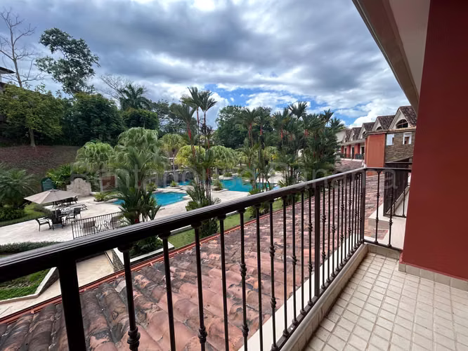 ALQUILER DE APARTAMENTO EN EMBASSY CLUB CLAYTON HQ - Imagen 3