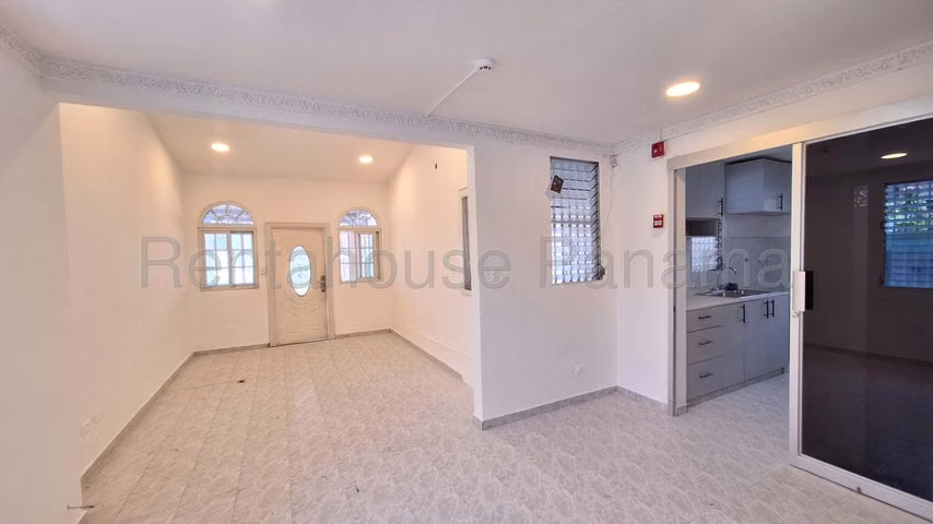Casa en venta en Altos de Panamá YM - Imagen 4