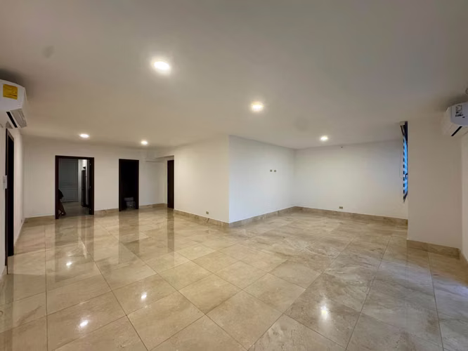 Se alquila apartamento en Santa Maria, Costa del Este - Imagen 8