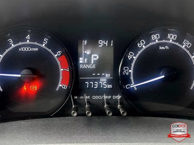 Toyota Yaris E 2023 Automática EG8251 - Imagen 14