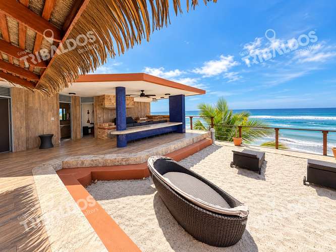 Venta de casa frente al mar en San Carlos, con acceso a la playa y 5 recámaras - Imagen 2
