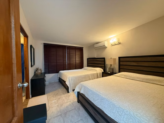 Venta de Casa de Playa en Playa Corona, San Carlos