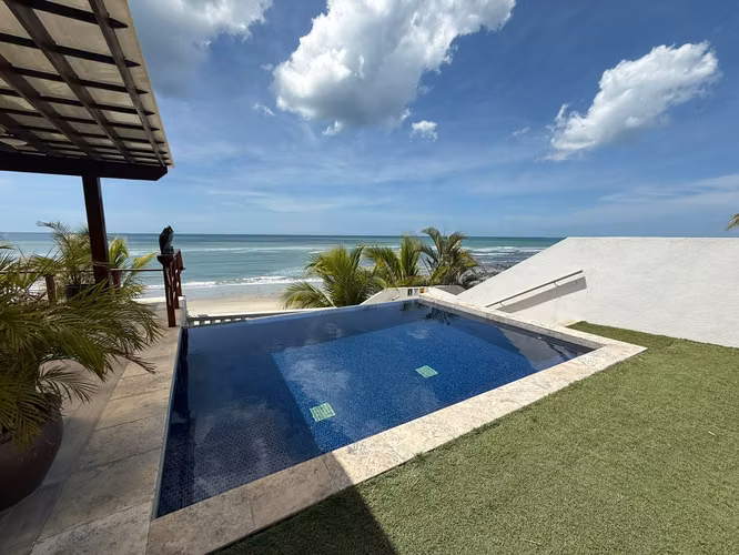 Venta de Casa de Playa en Playa Corona, San Carlos