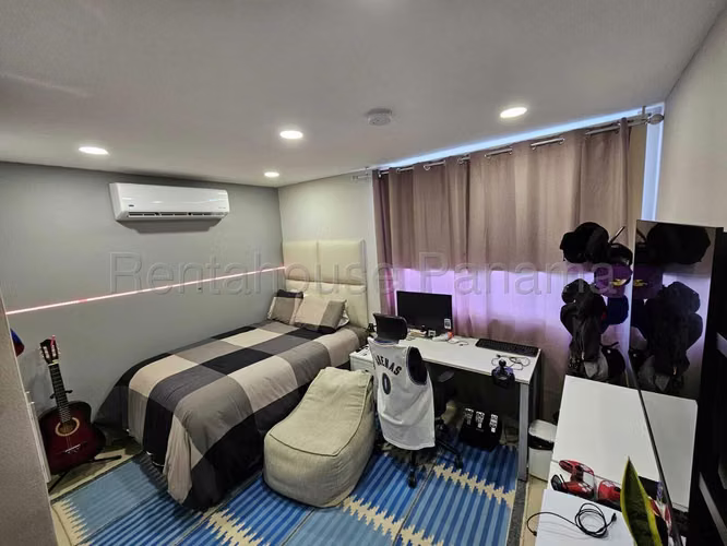 Venta de Casa Amoblado en Costa Sur Costa Sur Village EC