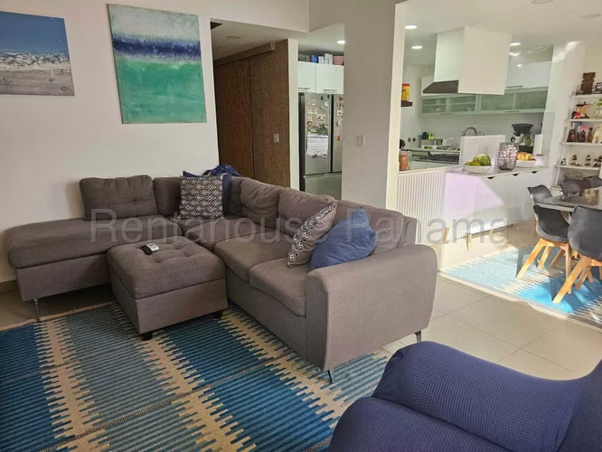 Venta de Casa Amoblado en Costa Sur Costa Sur Village EC