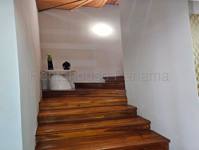 Venta de Casa Amoblado en Costa Sur Costa Sur Village EC