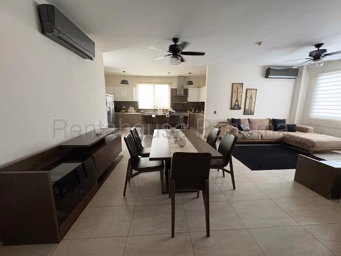 Alquiler de Apartamento Amoblado en Panama Pacifico Ph River Valley EC