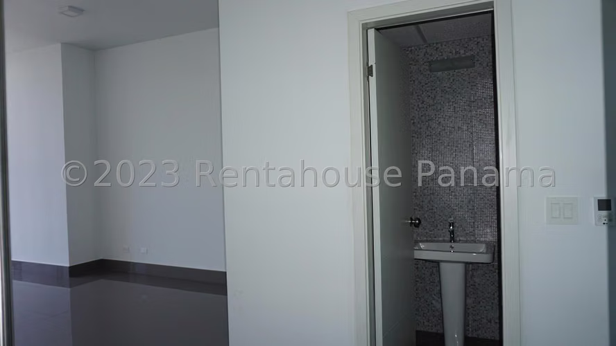 Venta de Oficina en El Dorado Golden Point KC - Imagen 2
