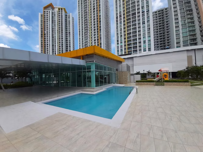 Venta de Apartamento en Condado del Rey Ph Kings Park NS