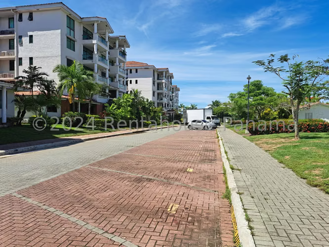Venta de Apartamento en Costa Sur Ph Costamare NS