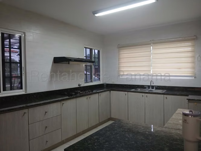 Vendo Casa en Punta Chame OF26-1320 - Imagen 5