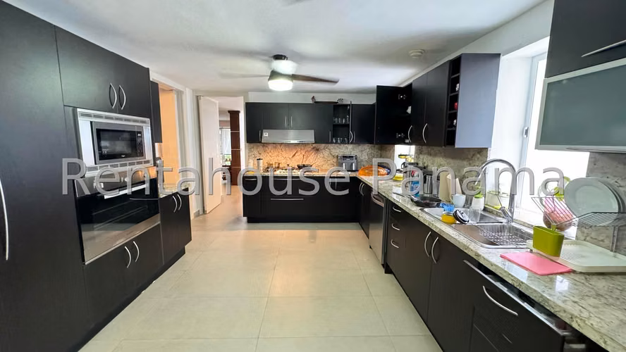 Venta de Casa en Obarrio Casa Obarrio 330.41 Mts PD - Imagen 9