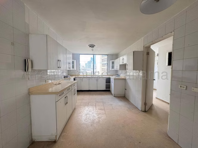 Venta de Apartamento en Paitilla Ph Tiffany 213 Mts PD - Imagen 3