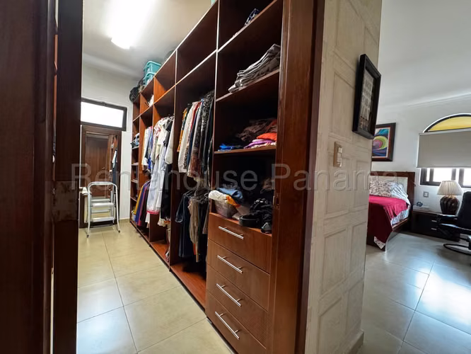 Venta de Casa en Costa Sur El Doral KF