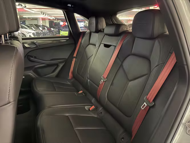 PORSCHE MACAN GTS 2020