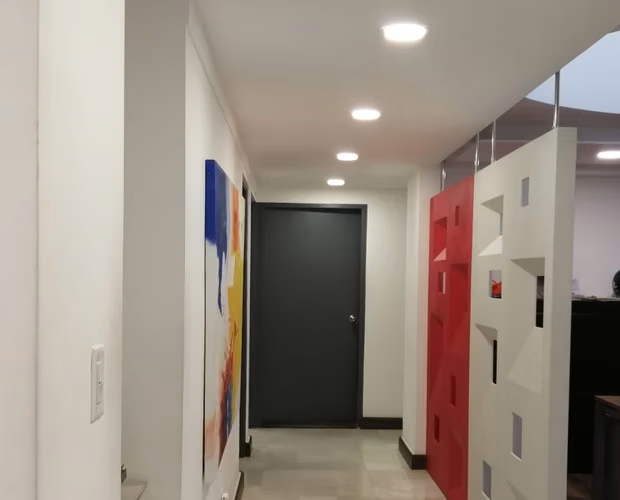 Edificio comercial en los Angeles I con 3 depósitos y 13 parking - Imagen 13