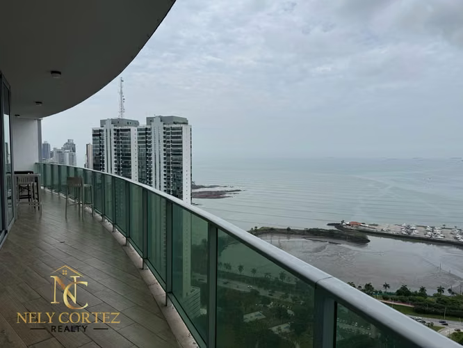 Venta de Apartamento en Avenida Balboa, PH Allure at the Park