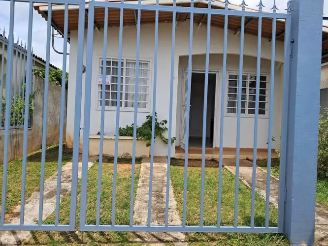Hermosa casa en los guayacanes chorrera cercada