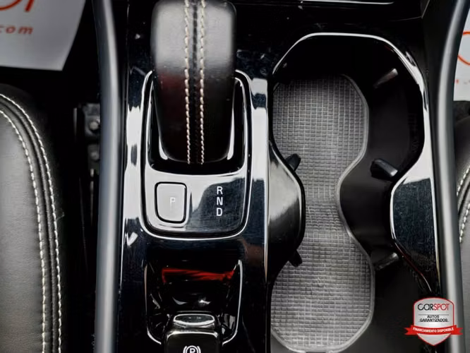 VOLVO XC4O R DESIGN 2022 - Imagen 12