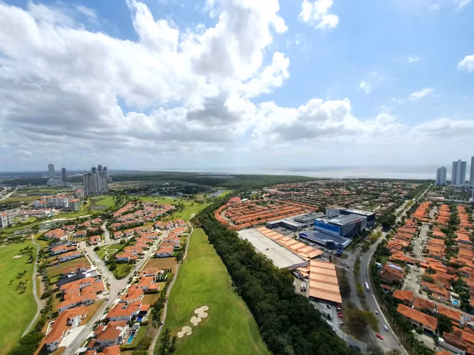 Se Vende Apartamento PentHouse en PH Greenview, Santa María Panamá - Imagen 2