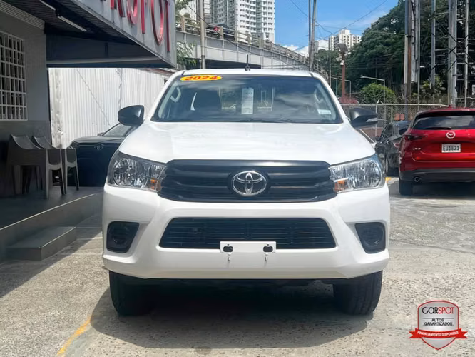 TOYOTA HILUX 4X4 2024 - Imagen 3