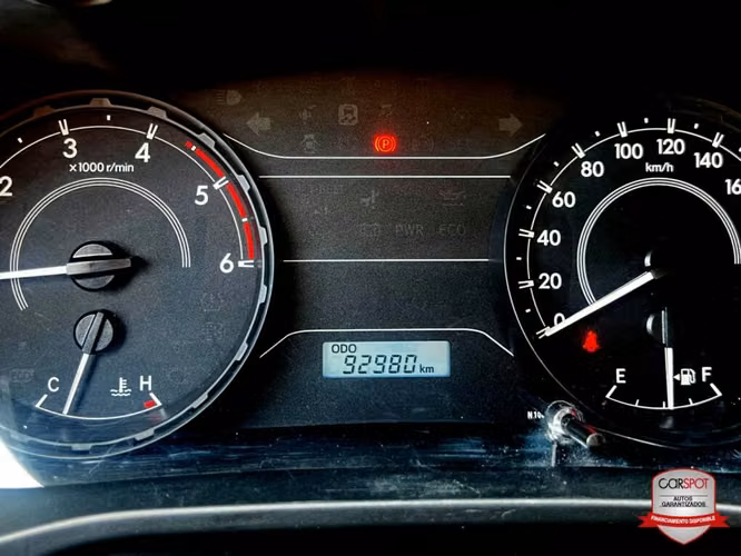 TOYOTA HILUX 4X4 2024 - Imagen 9