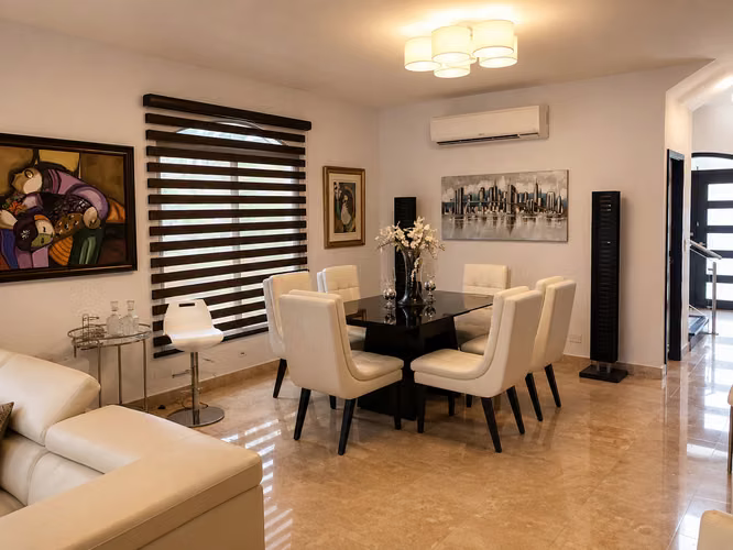 Venta de Casa en Clayton, Residencial Clayton Village - Imagen 2